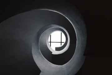 Bienal pavyonları bu yıl iki yakaya yayıldı